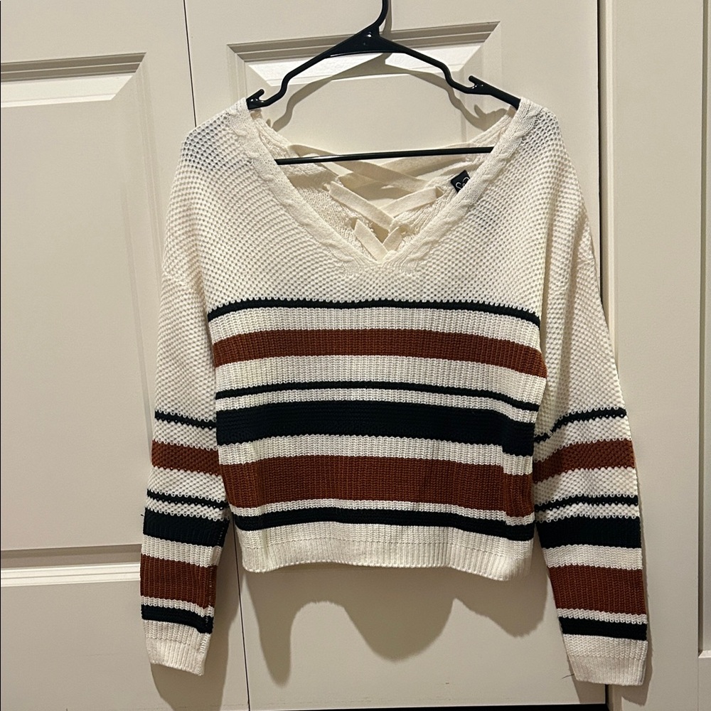 Windsor V-Neck Sweater - Cream, Black, Brown